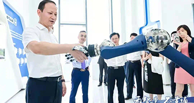 Chinese Infrastructure Leaders Commend Tonkee Parts